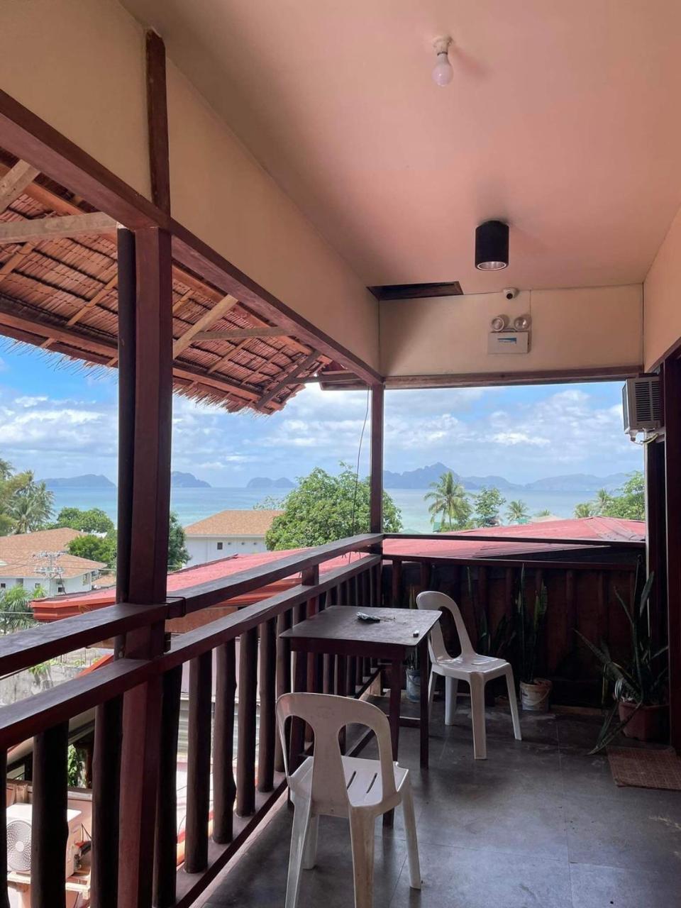 Novie'S Tourist Inn El Nido Exterior foto